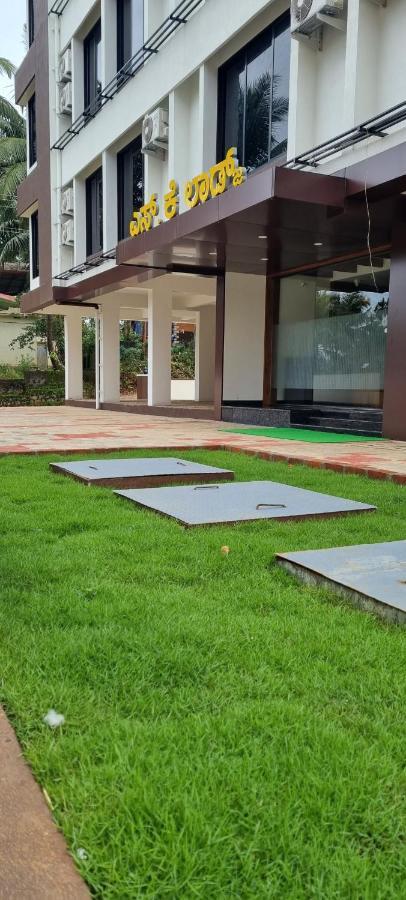 S.K Lodge Dharmastala Exterior foto